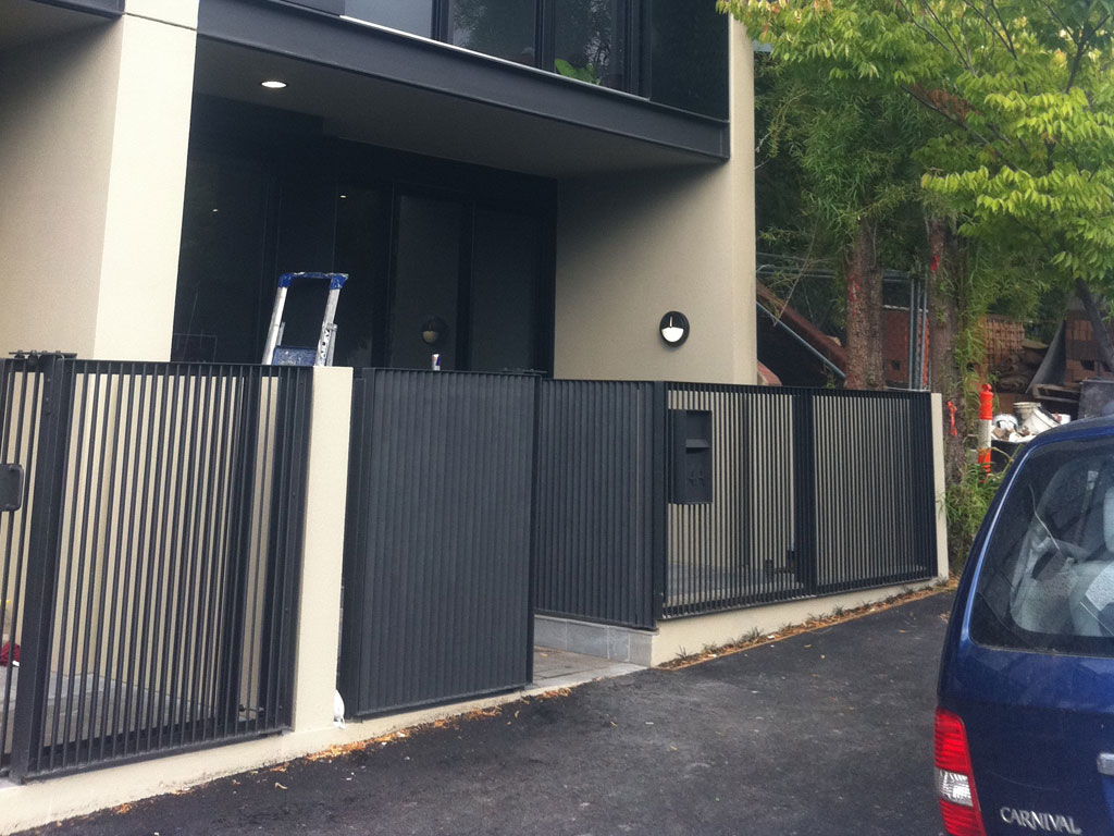 Painted-Fence-South-Yarra-1 Painted Fence South Yarra